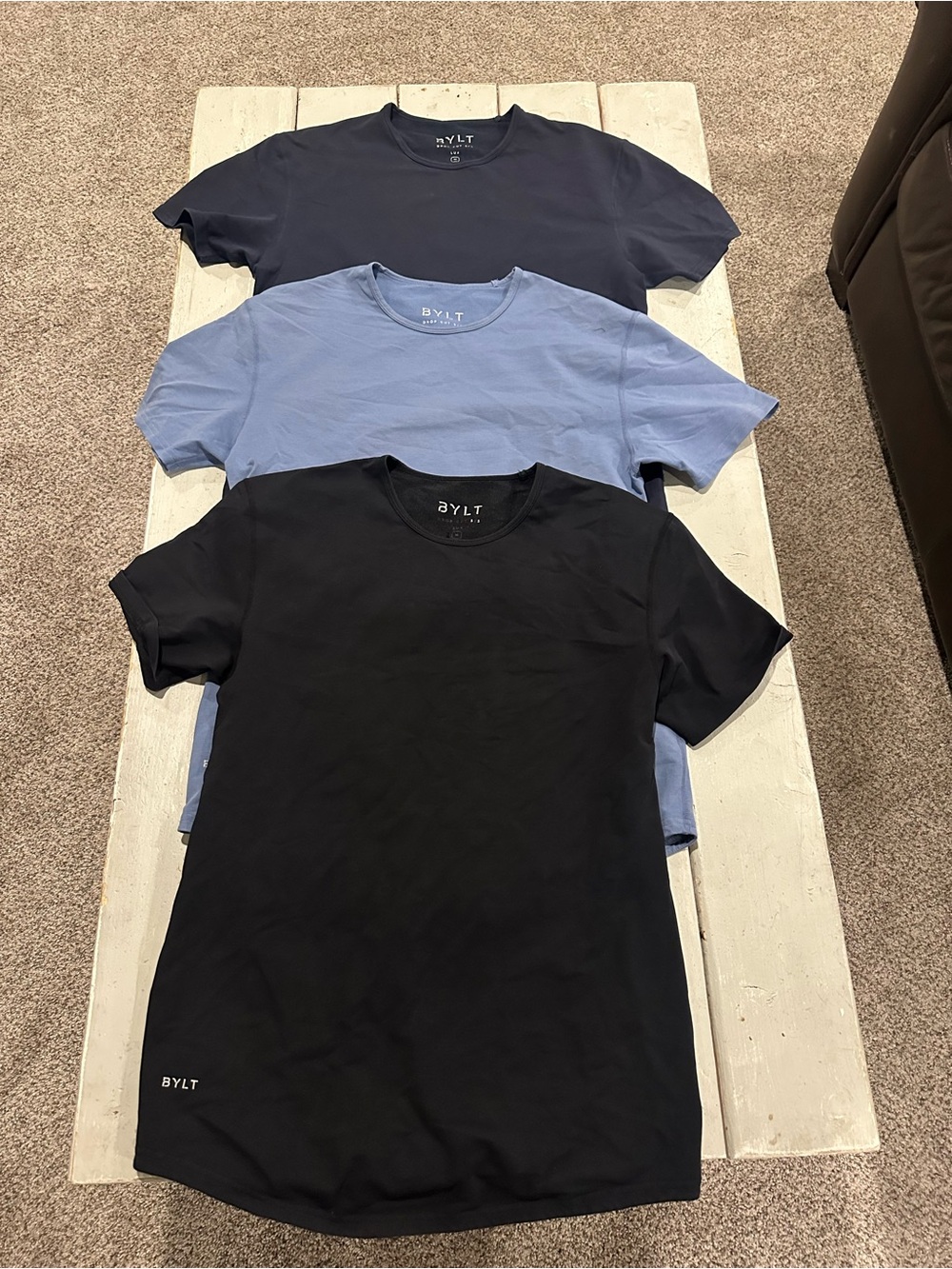 Lot of 3 BYLT Premium Basics T Shirt Mens Medium Drop Cut S/S Lux Curved Hem